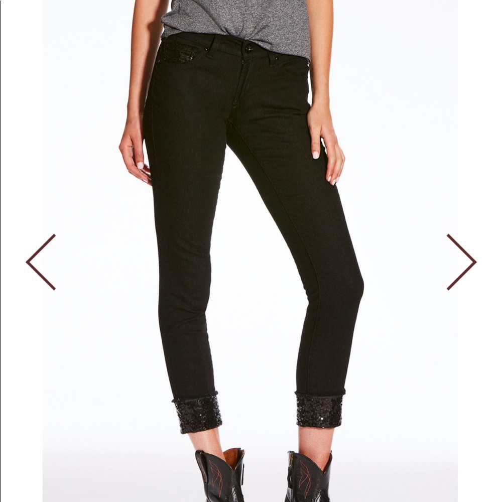 Brand NEW Ariat jeans 50% OFF!